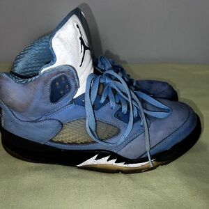 Jordan 5 Blue and White High-Top Sneakers